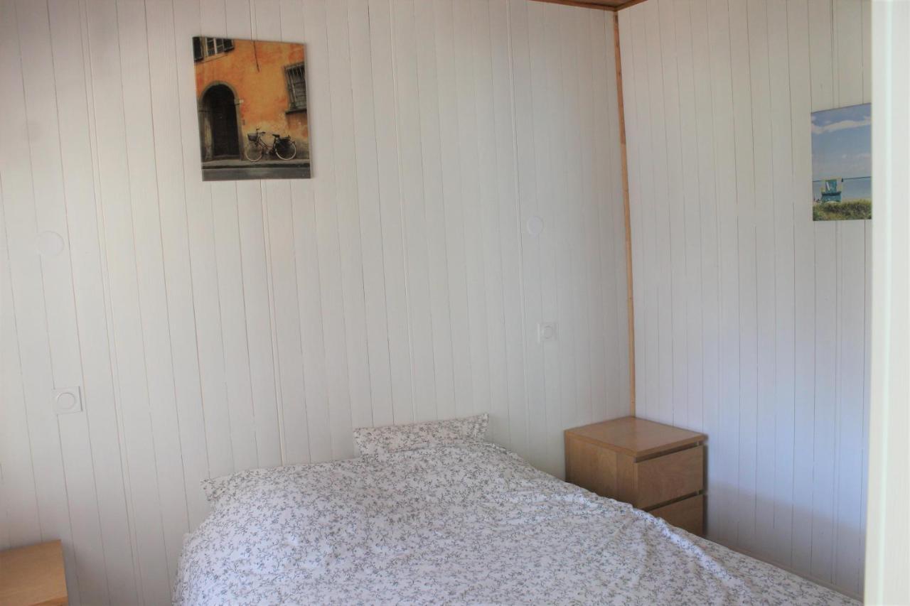 La Pinede Du Cheou, Piscine, Logement Independant, Parking, Draps, Wifi Fibre Mimizan Exterior photo